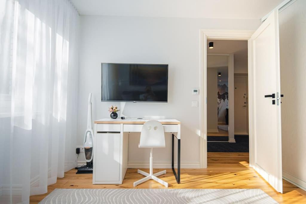 New Luxury 3Br Apartment In Old Town, Free Parking ハープサル エクステリア 写真